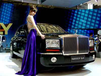 Deluxe Geely GE shines at Shanghai show