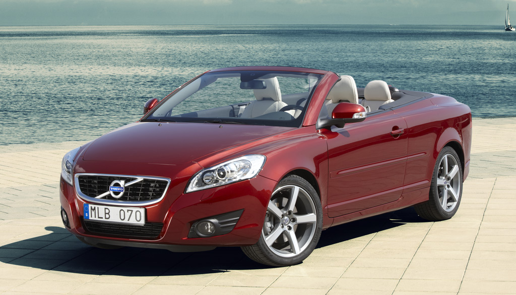 Volvo Cars to close Swedish plant making convertible in 2013