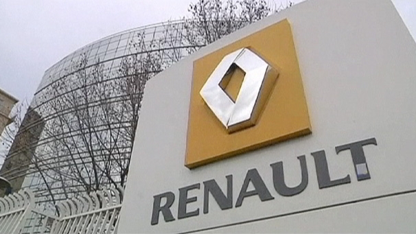 Renault returns to profit, aims for 3m sales