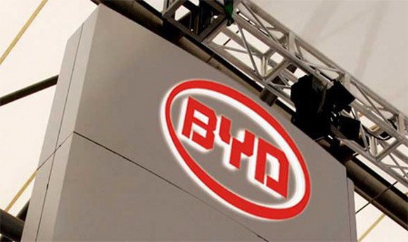 Buffett-backed BYD's January vehicle sales fall