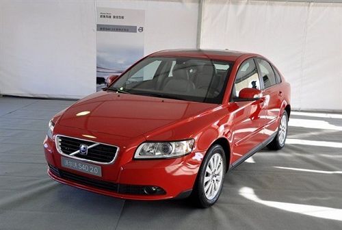 Volvo to recall over 4000 vehicles