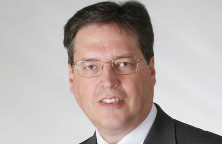 GM appoints Volkswagen's Rieck to board as sales chief of Opel