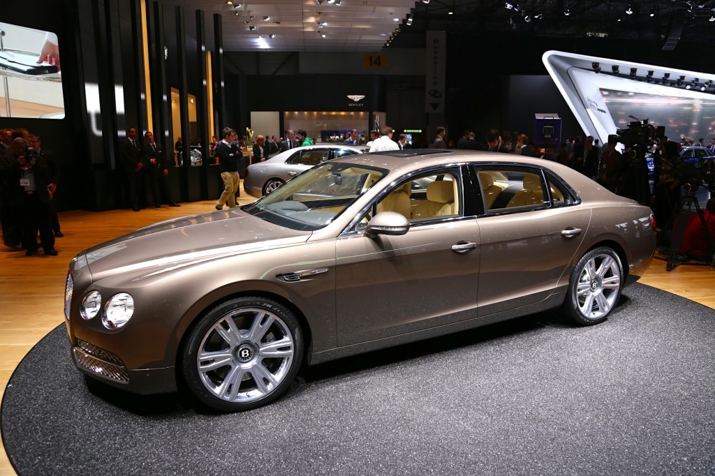 Bentley's Chinese sales fall 23% in first half of 2013