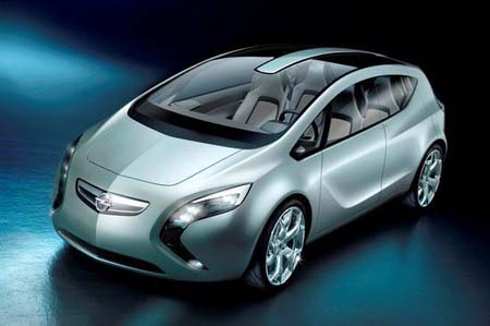Opel to launch Flextreme Concept and Astra notchback 