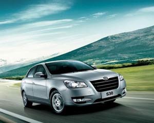 Test Drive of Dongfeng Fengshen S30