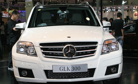 Mercedes-Benz launches GLK SUV in China