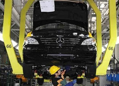 Daimler MPVs roll off China production line