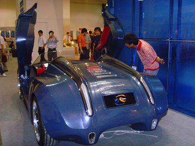 SAIC displays its own sports car      