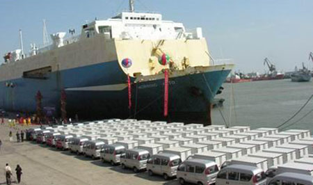 Chinese mini-car makers seek growth by export