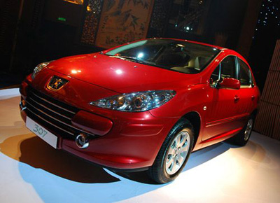 Dongfeng Peugeot 307 unveiled in Chengdu