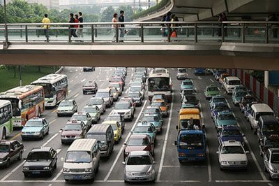 More plates offered in Shanghai to replace old cars